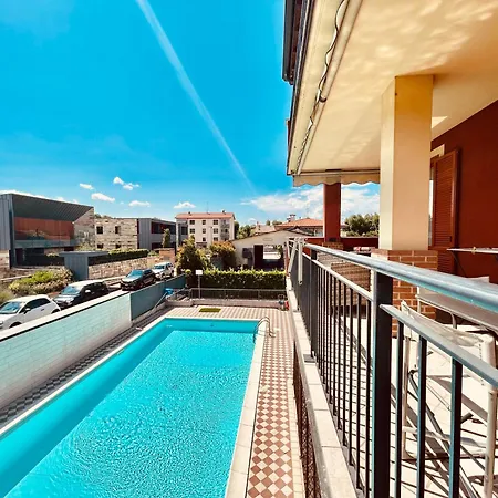 Twins Apartment - 200M Dal Lago Di Garda Con Piscina Sirmione Exterior photo