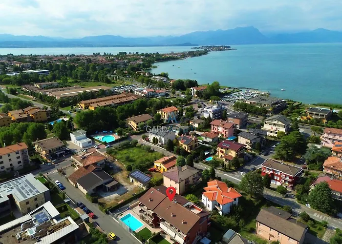 Twins Apartment - 200M Dal Lago Di Garda Con Piscina