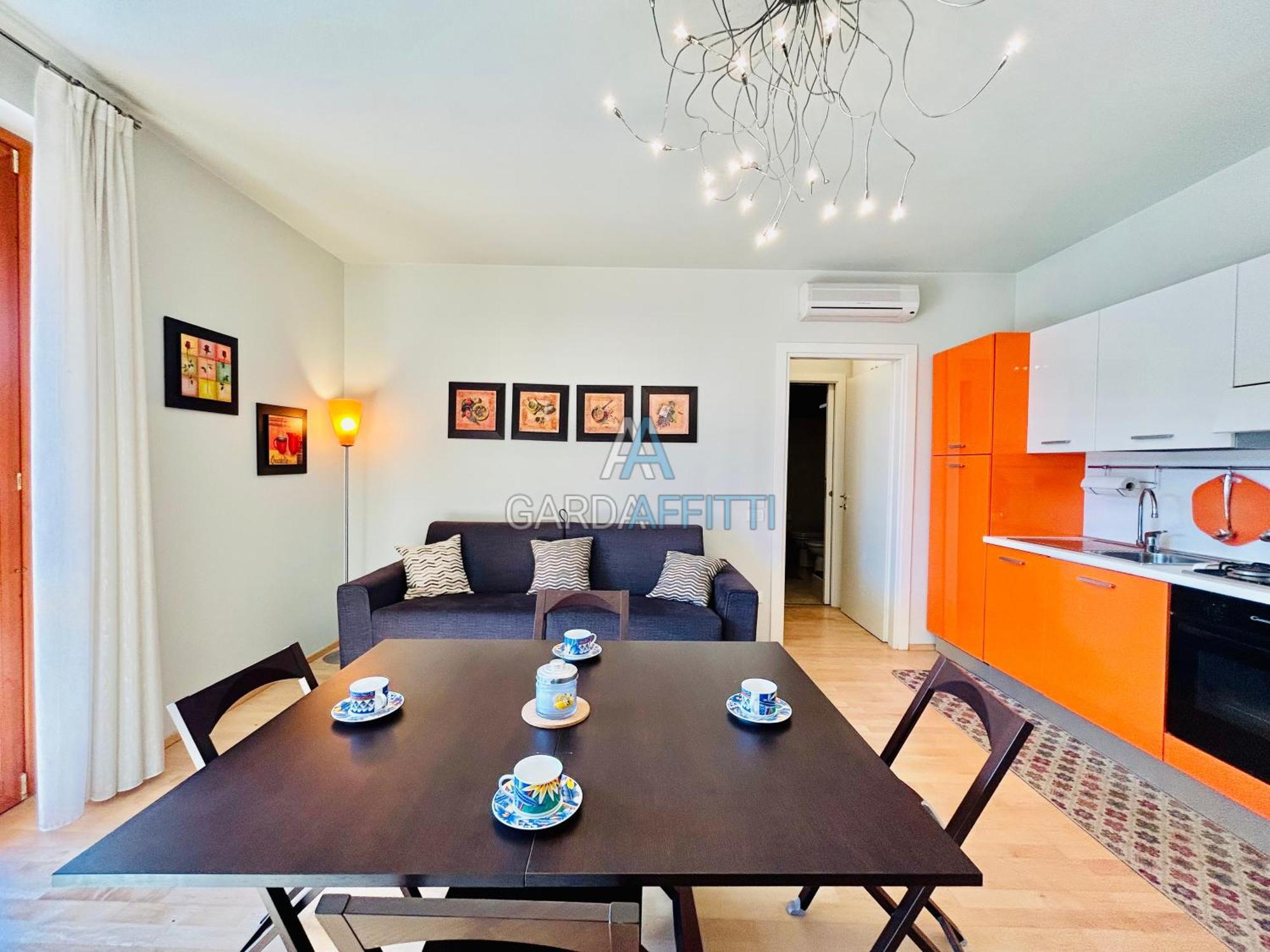 Apartment Twins - 200m Dal Di Garda Con Piscina *