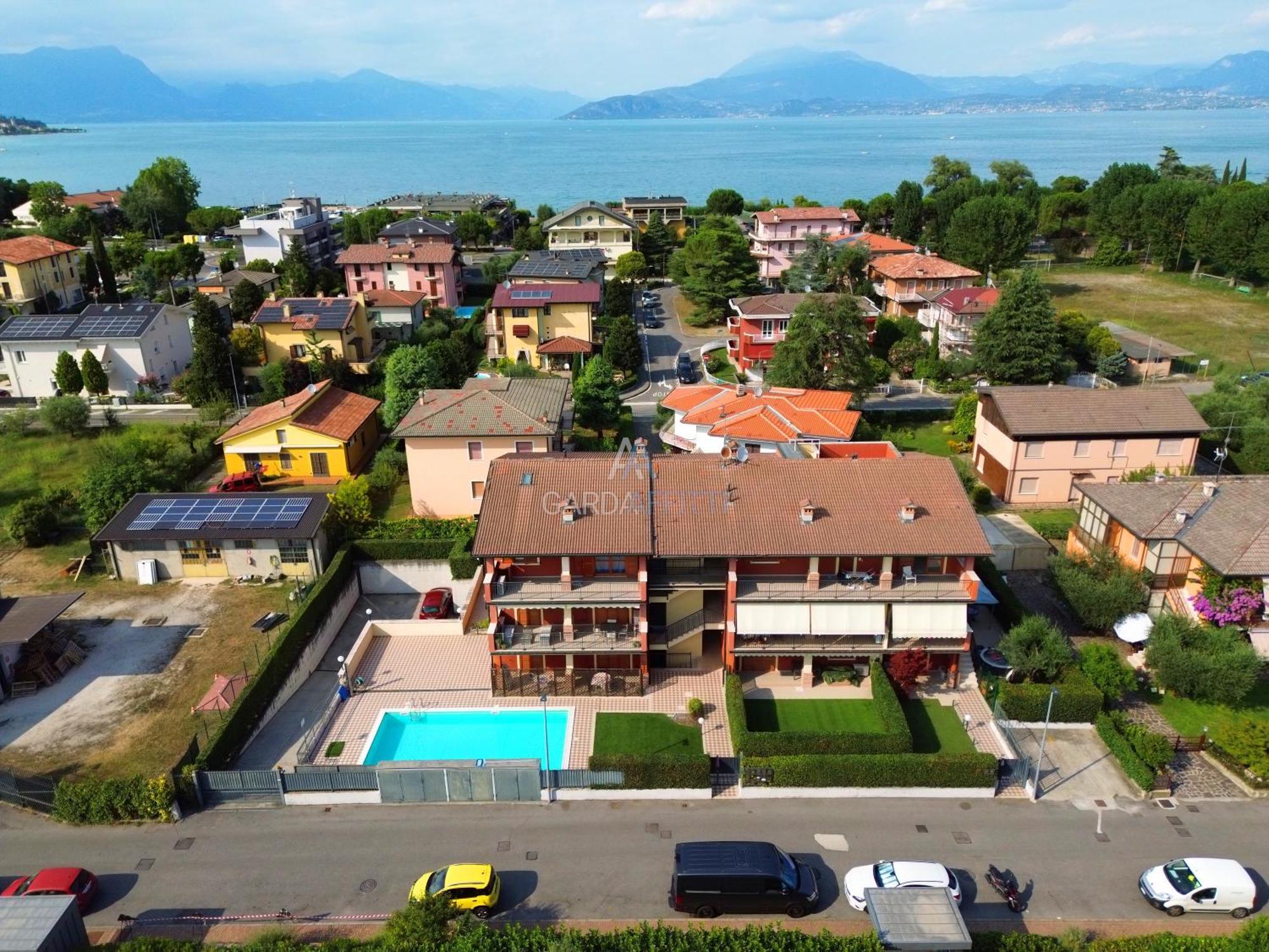 Twins - 200m Dal Di Garda Con Piscina Apartment